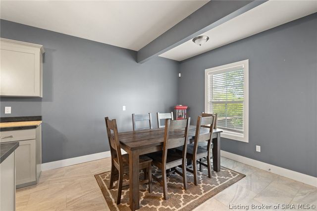 1858 Hazeltine Way, Henryville, IN 47126