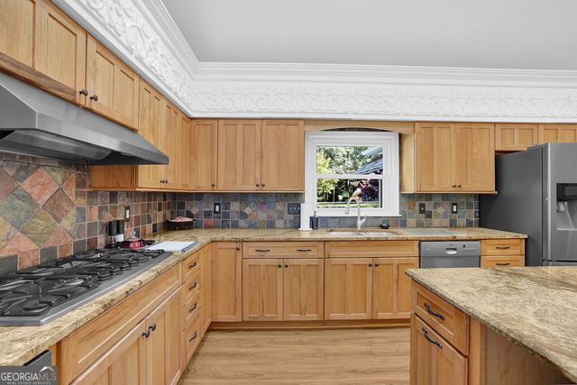 1010 Little River Way, Alpharetta, GA 30004