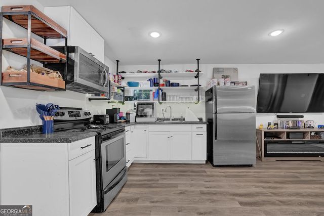 1010 Little River Way, Alpharetta, GA 30004