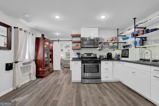 1010 Little River Way, Alpharetta, GA 30004