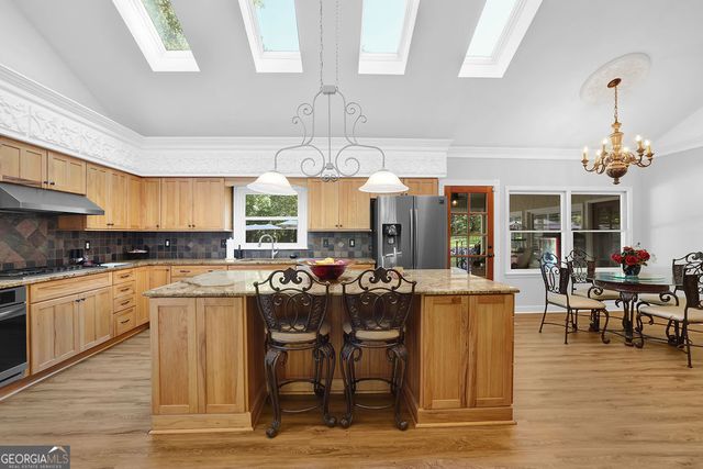 1010 Little River Way, Alpharetta, GA 30004