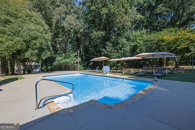 1010 Little River Way, Alpharetta, GA 30004