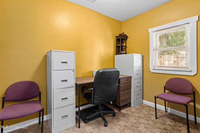 1400 W 20th Street, Gulfport, MS 39501