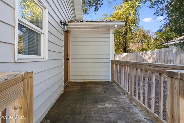 1400 W 20th Street, Gulfport, MS 39501