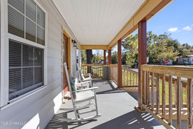 1400 W 20th Street, Gulfport, MS 39501