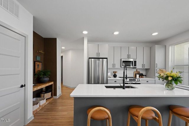 3901 Capital Hills Drive C1a, Raleigh, NC 27616