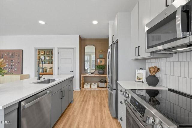 3901 Capital Hills Drive C1a, Raleigh, NC 27616