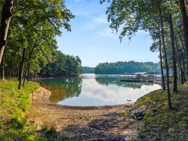 6680 Woodlake Drive, Flowery Branch, GA 30542