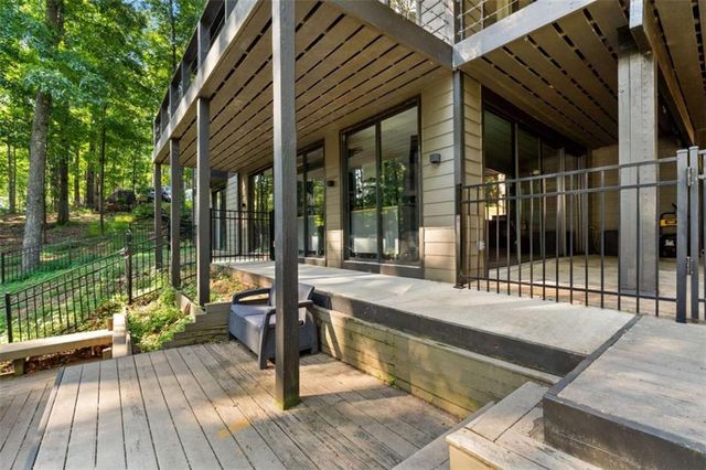 6680 Woodlake Drive, Flowery Branch, GA 30542