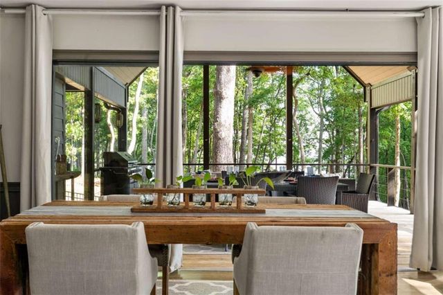 6680 Woodlake Drive, Flowery Branch, GA 30542