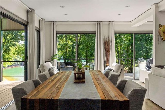 6680 Woodlake Drive, Flowery Branch, GA 30542