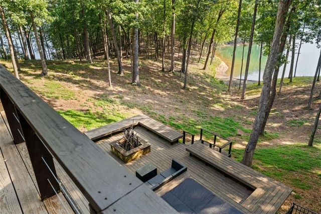 6680 Woodlake Drive, Flowery Branch, GA 30542