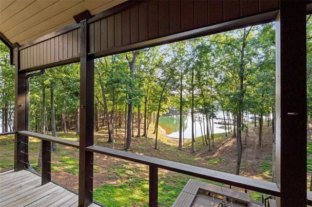 6680 Woodlake Drive, Flowery Branch, GA 30542