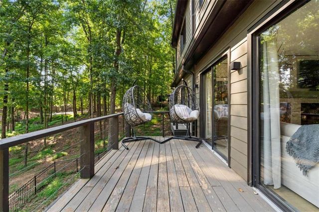 6680 Woodlake Drive, Flowery Branch, GA 30542