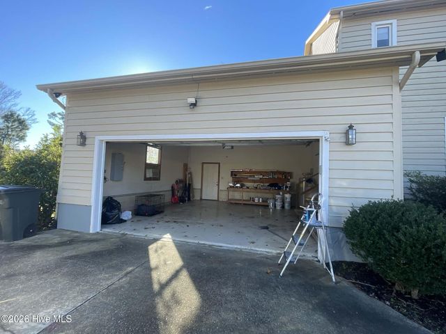 312 Eastchester Drive, Morehead City, NC 28557