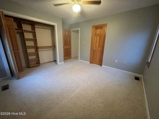 312 Eastchester Drive, Morehead City, NC 28557