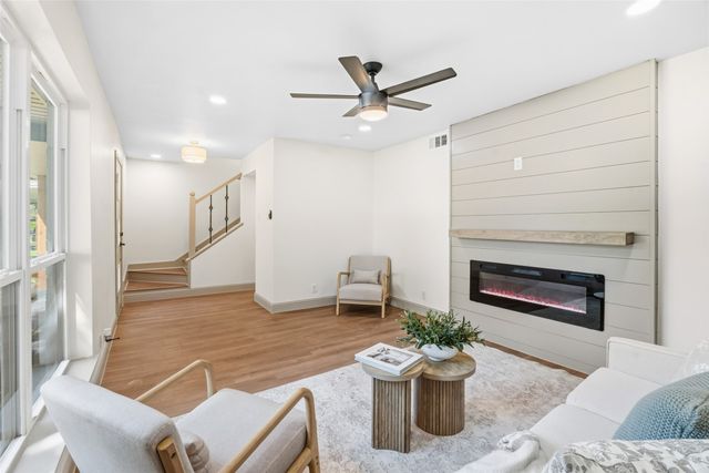 1813 Glengarry Drive, Carrollton, TX 75006