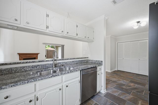 313 Yorkshire Cir, Nashville, TN 37211