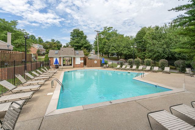 313 Yorkshire Cir, Nashville, TN 37211
