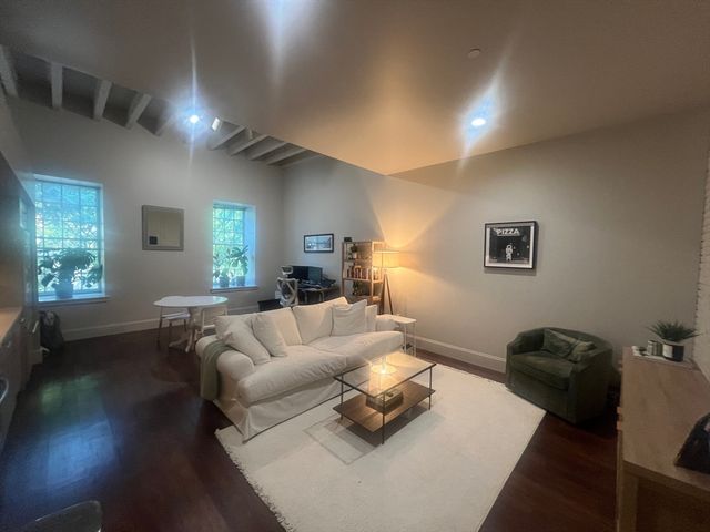 33 3rd Avenue U202, Boston, MA 02129