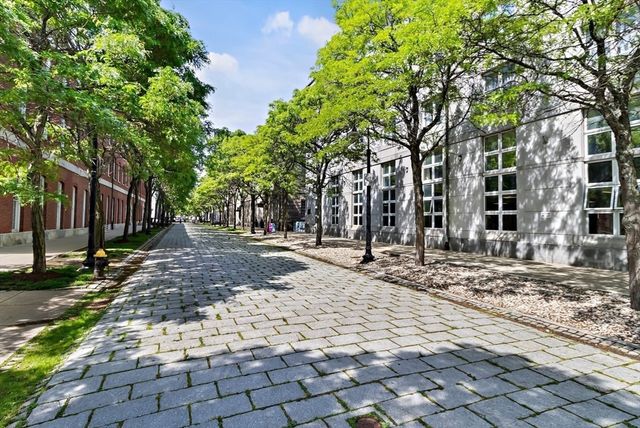 33 3rd Avenue U202, Boston, MA 02129