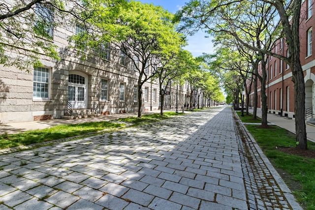 33 3rd Avenue U202, Boston, MA 02129