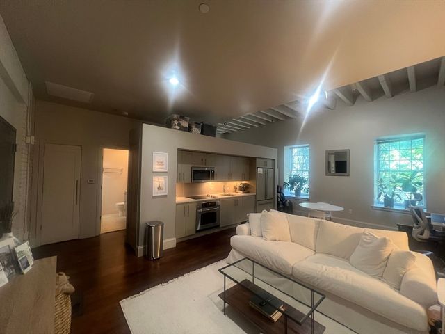 33 3rd Avenue U202, Boston, MA 02129