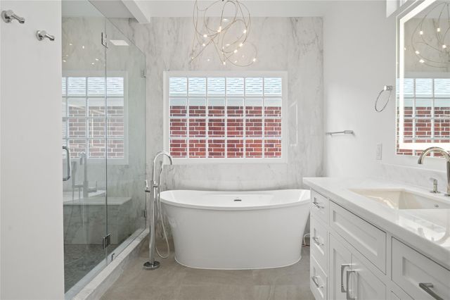 6130 Annapolis Street, West University Place, TX 77005