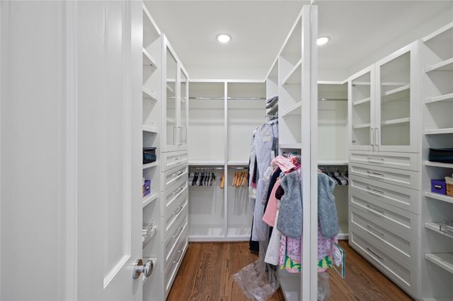 6130 Annapolis Street, West University Place, TX 77005