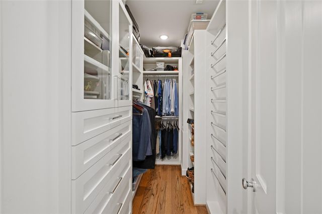 6130 Annapolis Street, West University Place, TX 77005