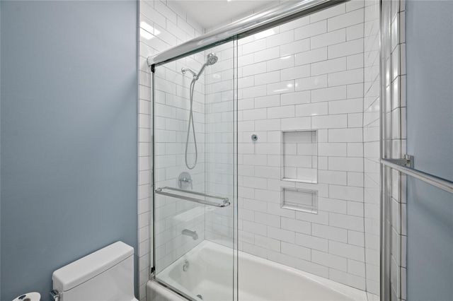 6130 Annapolis Street, West University Place, TX 77005