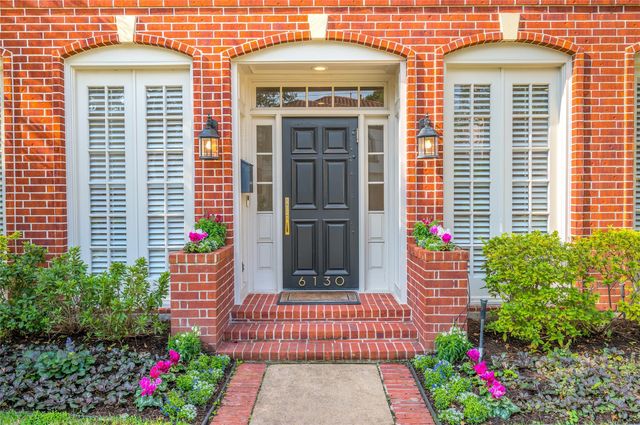 6130 Annapolis Street, West University Place, TX 77005