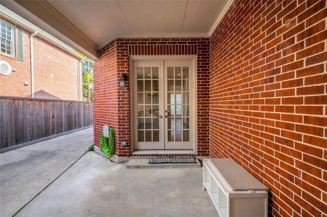 6130 Annapolis Street, West University Place, TX 77005