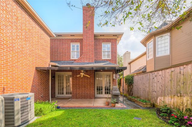 6130 Annapolis Street, West University Place, TX 77005