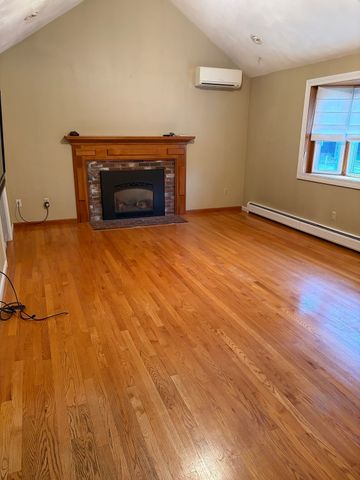 126 Waltham St, Maynard, MA 01754