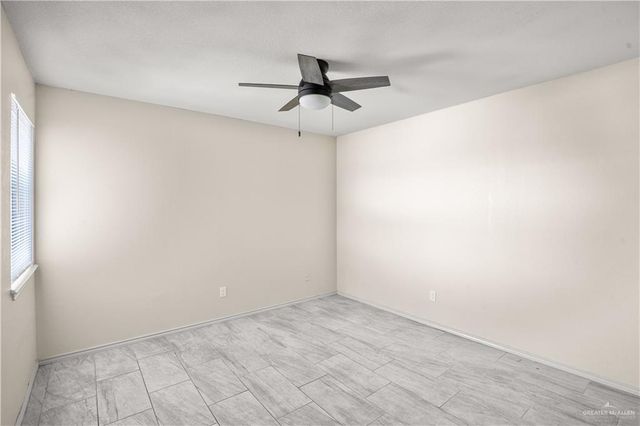 1802 Oasis Avenue 207, Mission, TX 78572