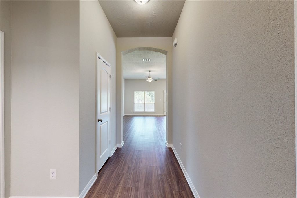 1458 Kingsgate Drive, Bryan, TX 77807 — photo 5