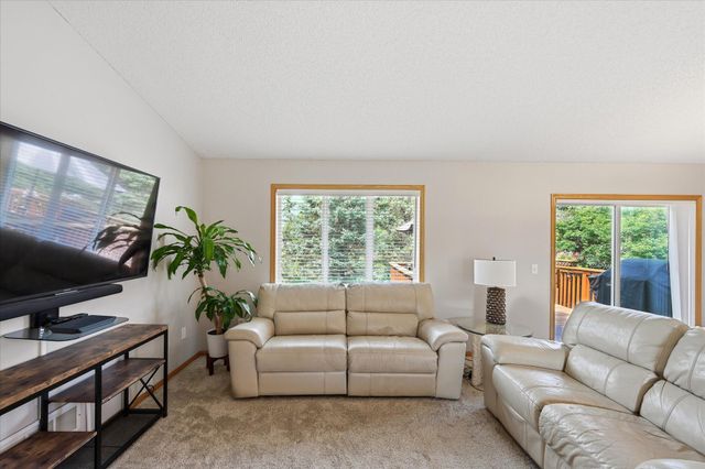 6221 152nd Avenue NW, Ramsey, MN 55303