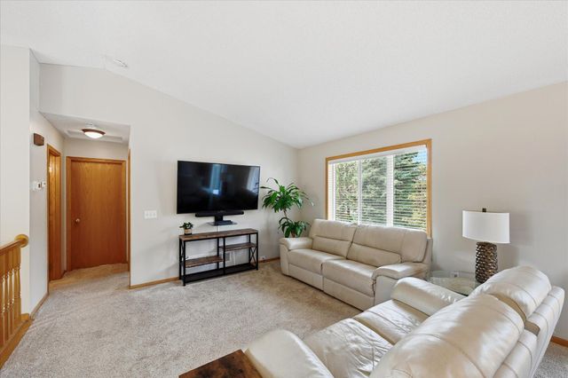 6221 152nd Avenue NW, Ramsey, MN 55303