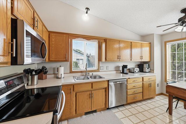 6221 152nd Avenue NW, Ramsey, MN 55303