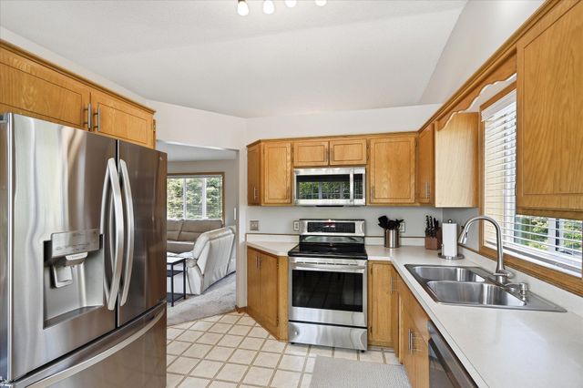6221 152nd Avenue NW, Ramsey, MN 55303