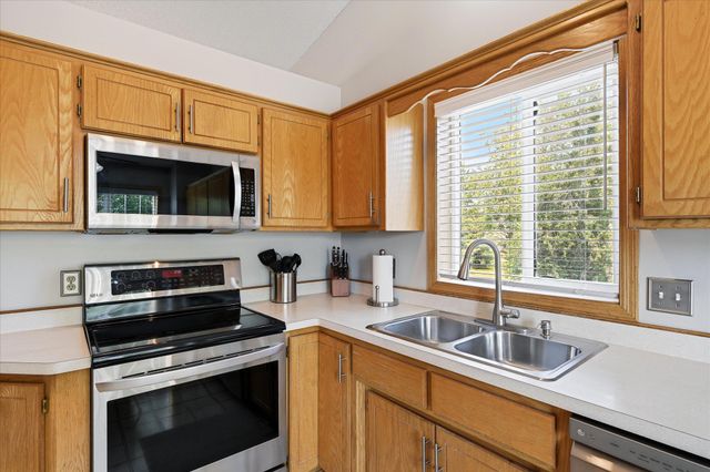 6221 152nd Avenue NW, Ramsey, MN 55303