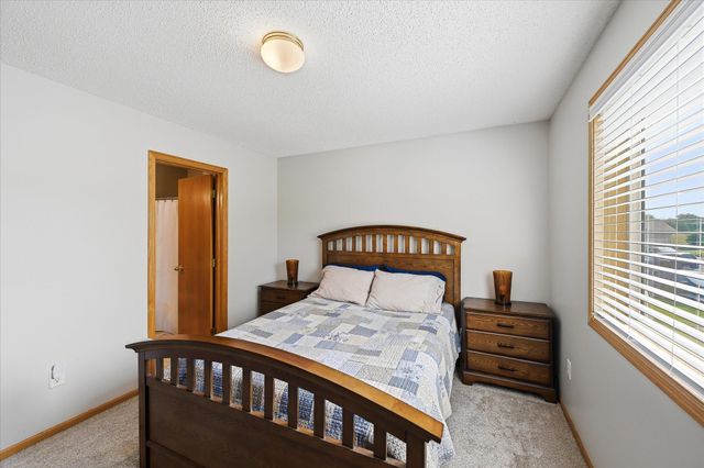 6221 152nd Avenue NW, Ramsey, MN 55303