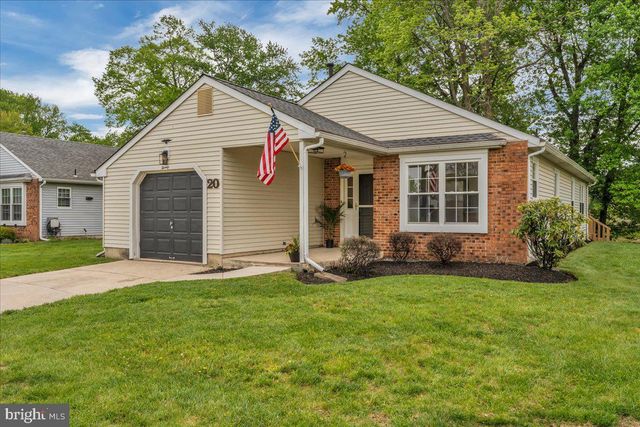 20 LAKEBRIDGE DR, Deptford, NJ 08096