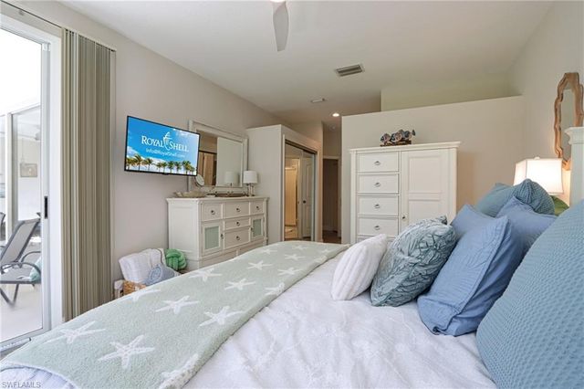 13140 Hamilton Harbour DR F4, Naples, FL 34110
