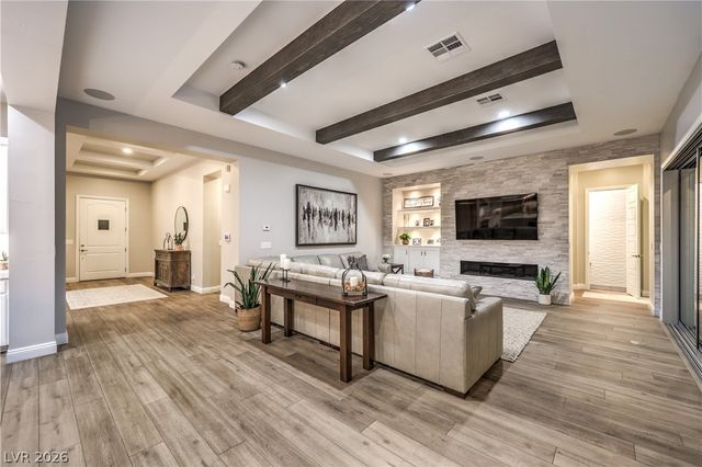 97 Menorca Island Court, Las Vegas, NV 89138