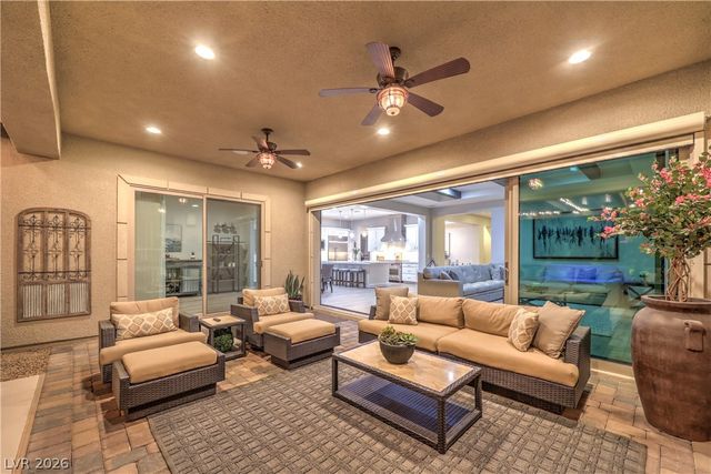 97 Menorca Island Court, Las Vegas, NV 89138