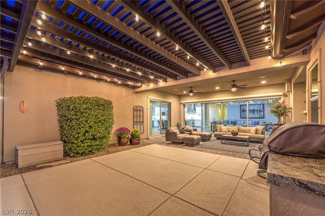 97 Menorca Island Court, Las Vegas, NV 89138