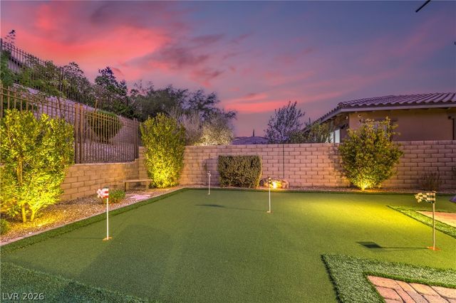 97 Menorca Island Court, Las Vegas, NV 89138