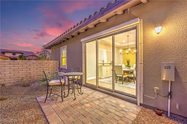 97 Menorca Island Court, Las Vegas, NV 89138